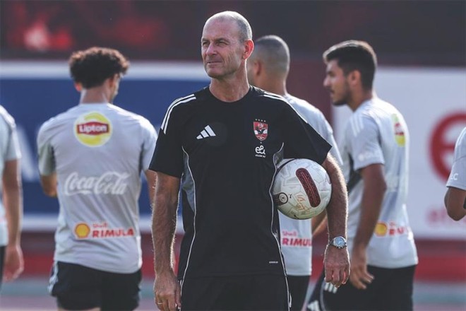 الأهلي والإمارات في بطولة السوبر المصري: التحديات والمآل