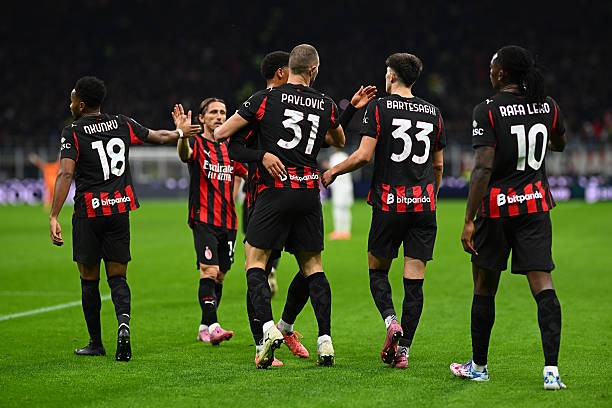 فوز نادي ميلان على روما في الدوري الإيطالي: التفاصيل